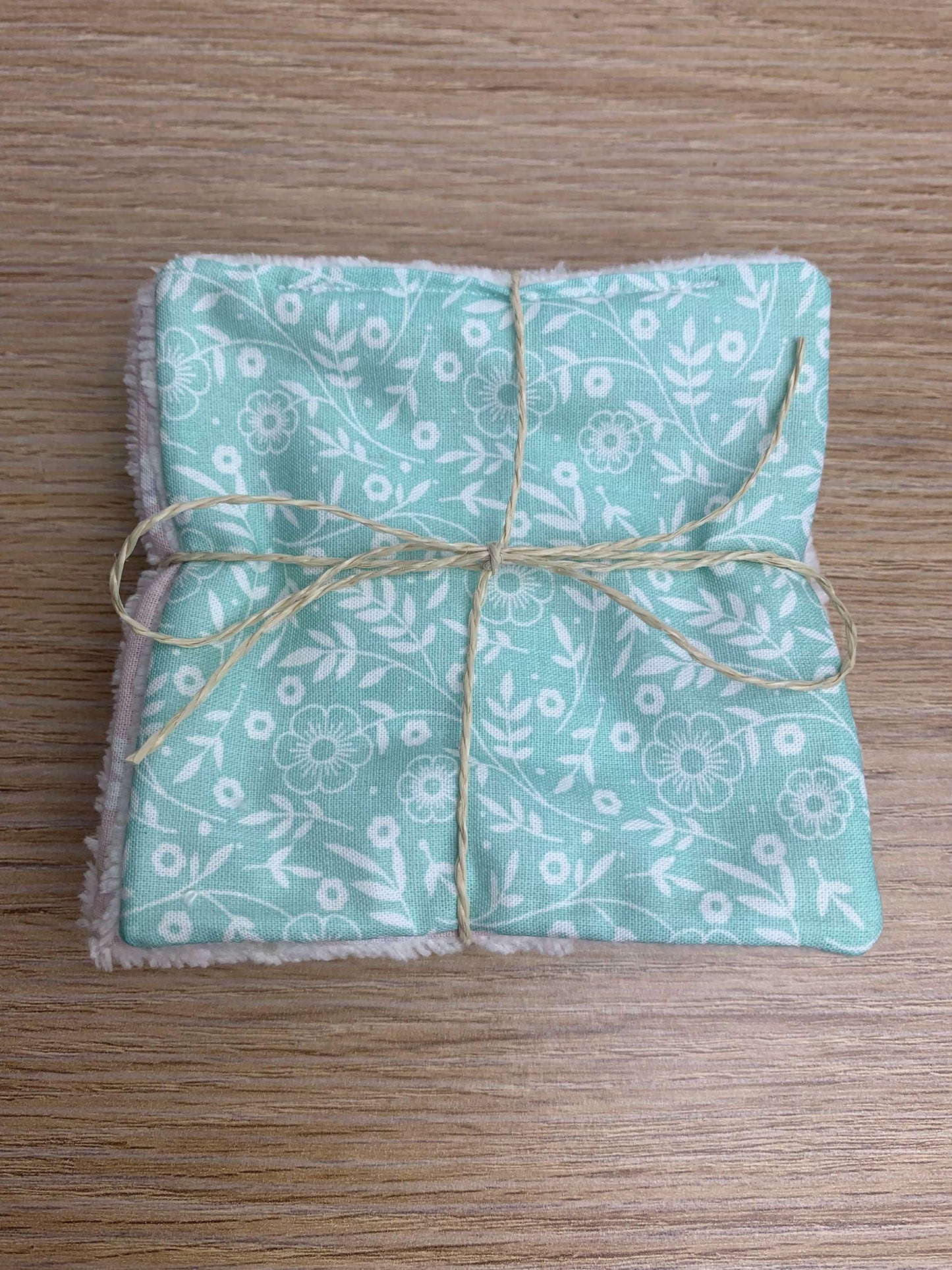 Lingettes bébé, semainier. Lingettes lavables