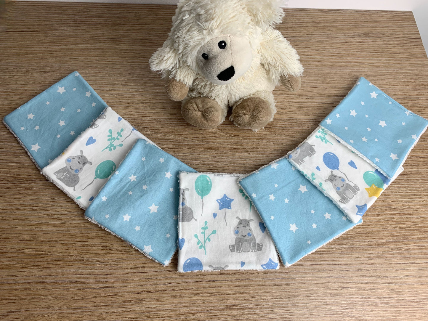 Lingettes bébé, semainier. Lingettes lavables
