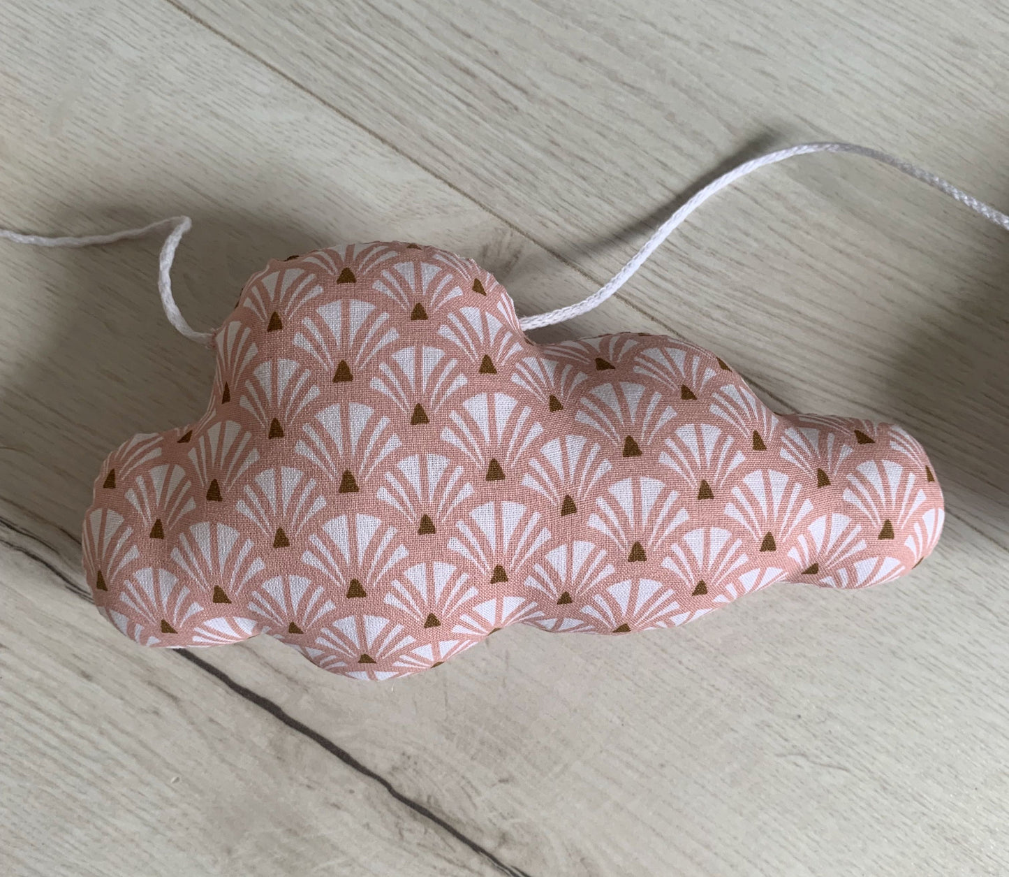 Guirlande lune, nuages. Déco chambre bébé fille