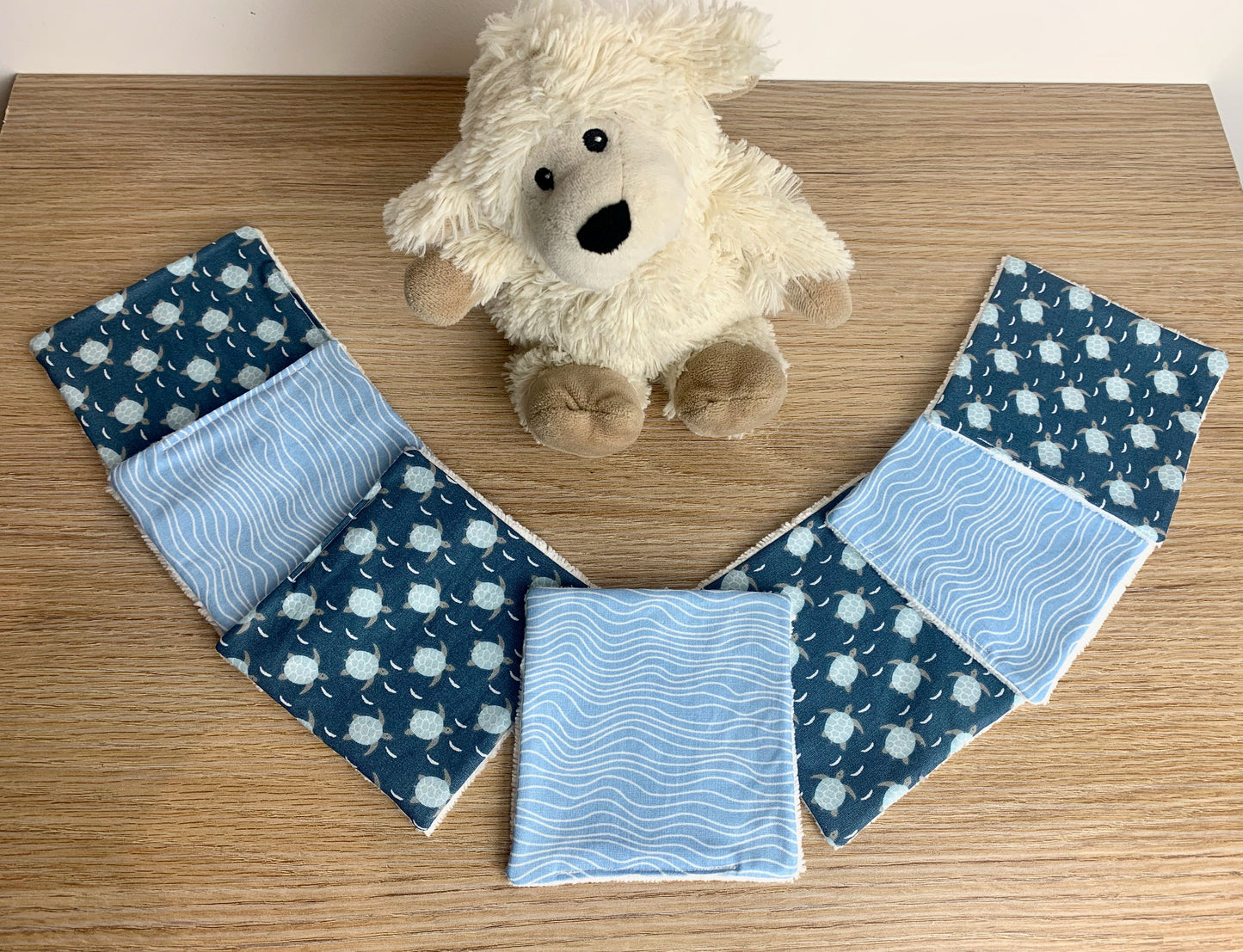 Lingettes bébé, semainier. Lingettes lavables