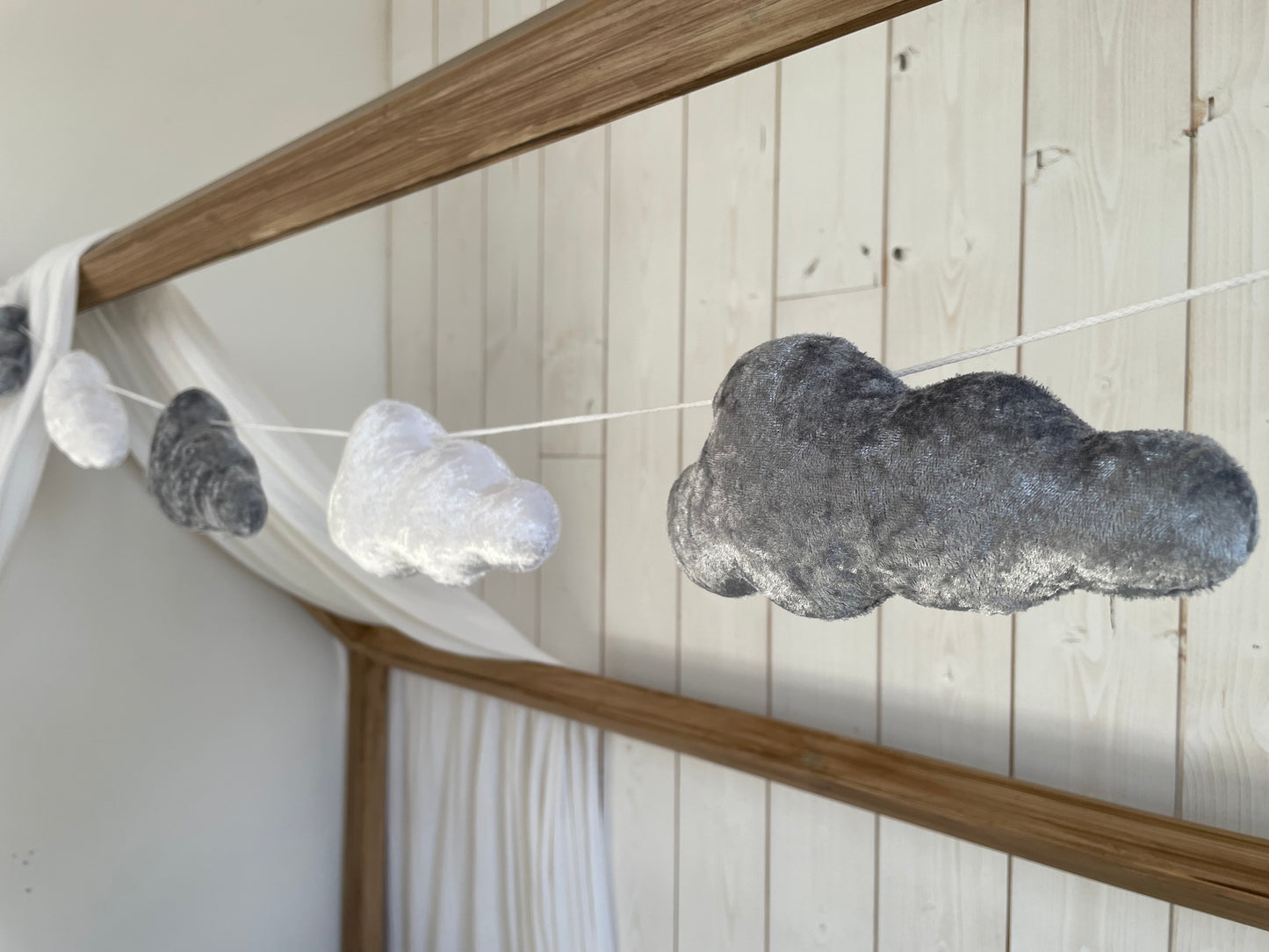 Guirlande de nuages