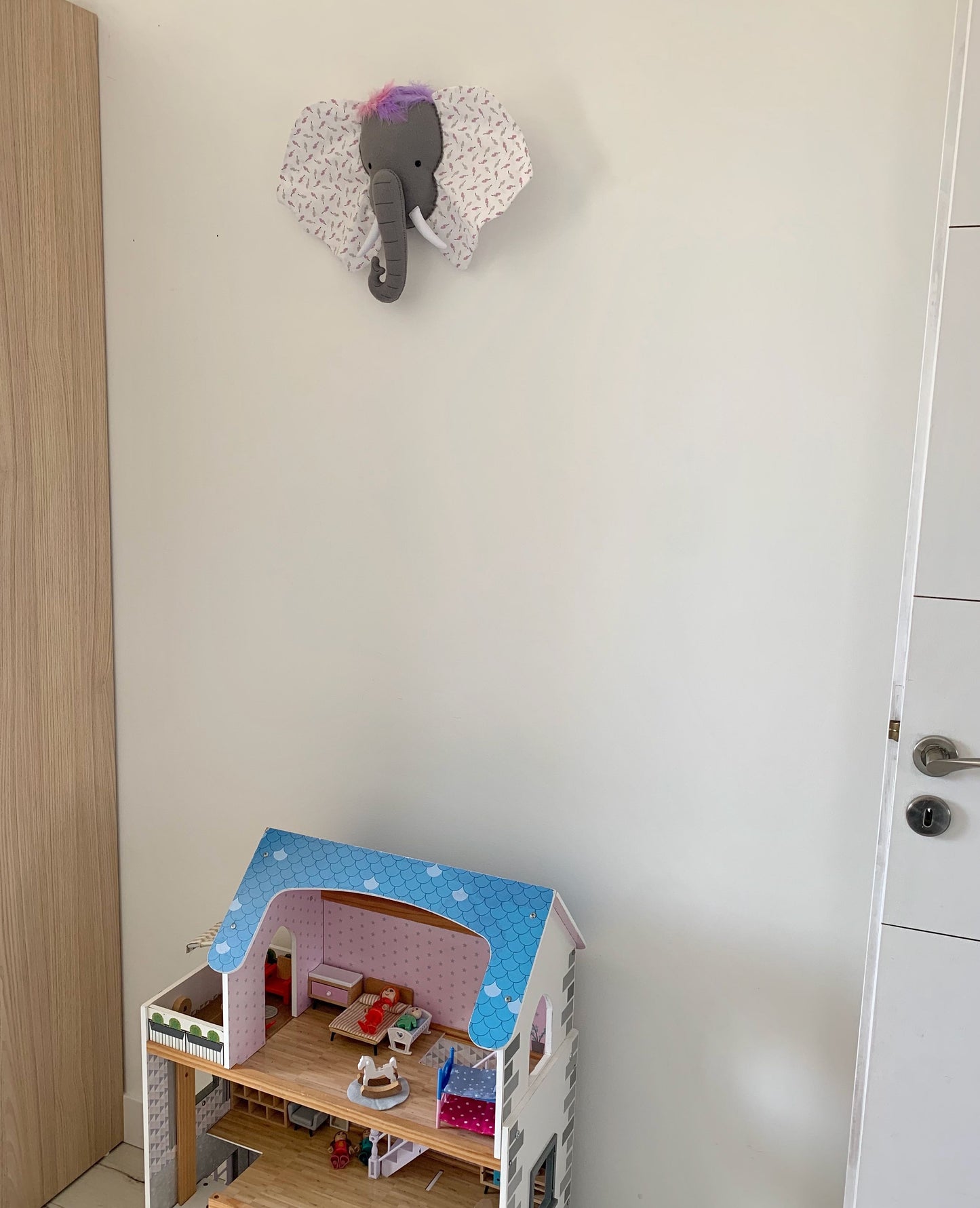 Trophée éléphant. Tête d'éléphant en tissu