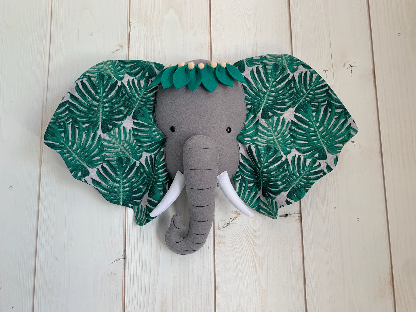Trophée éléphant. Tête d'éléphant en tissu