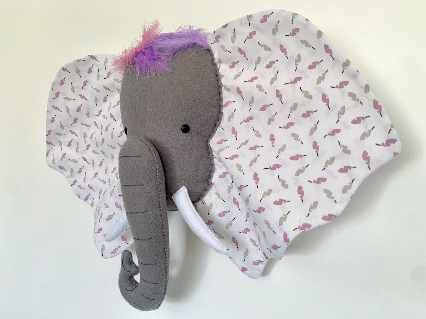 Trophée éléphant. Tête d'éléphant en tissu