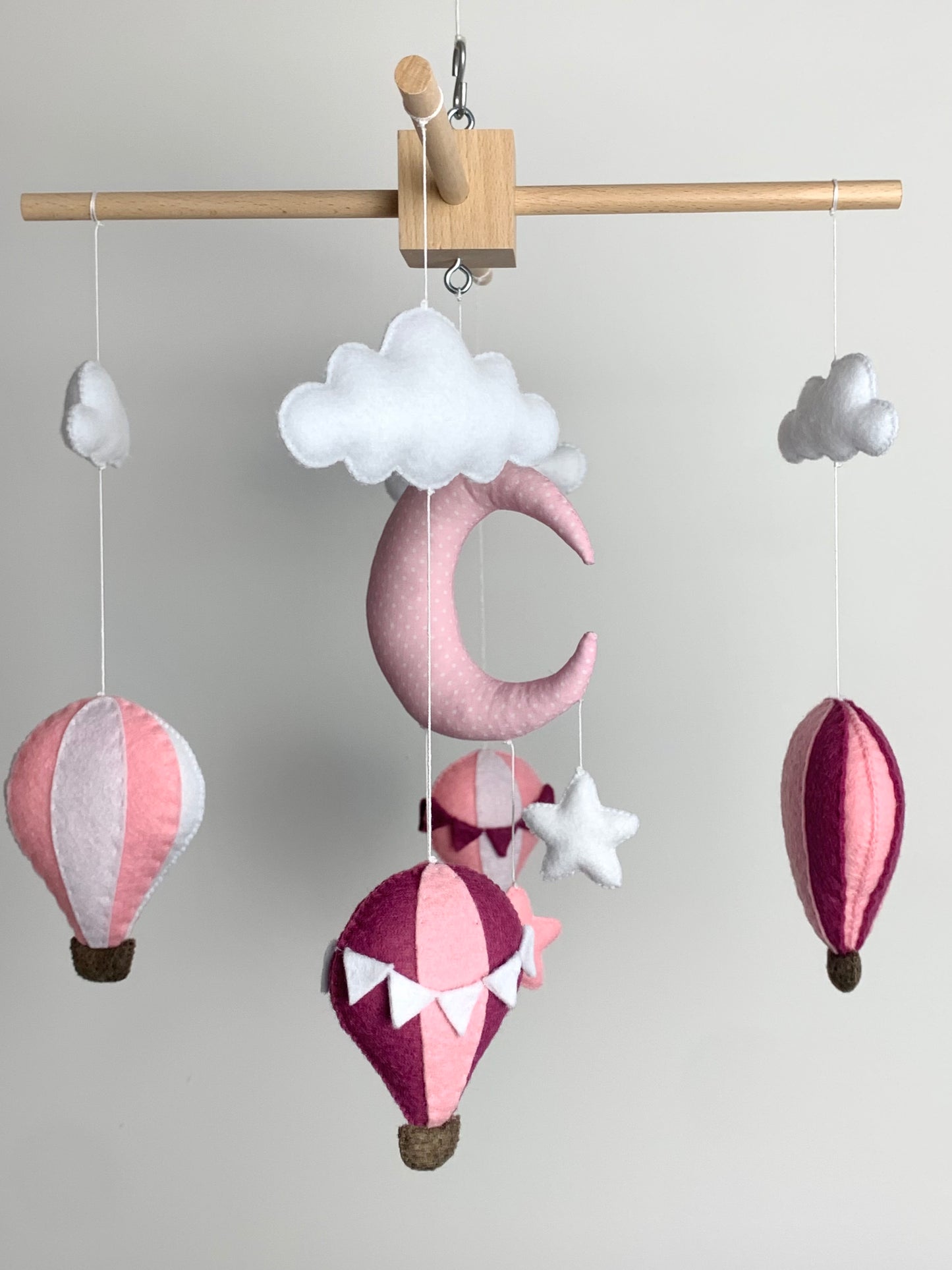 Mobile bébé, montgolfières rose. Décoration chambre bébé fille