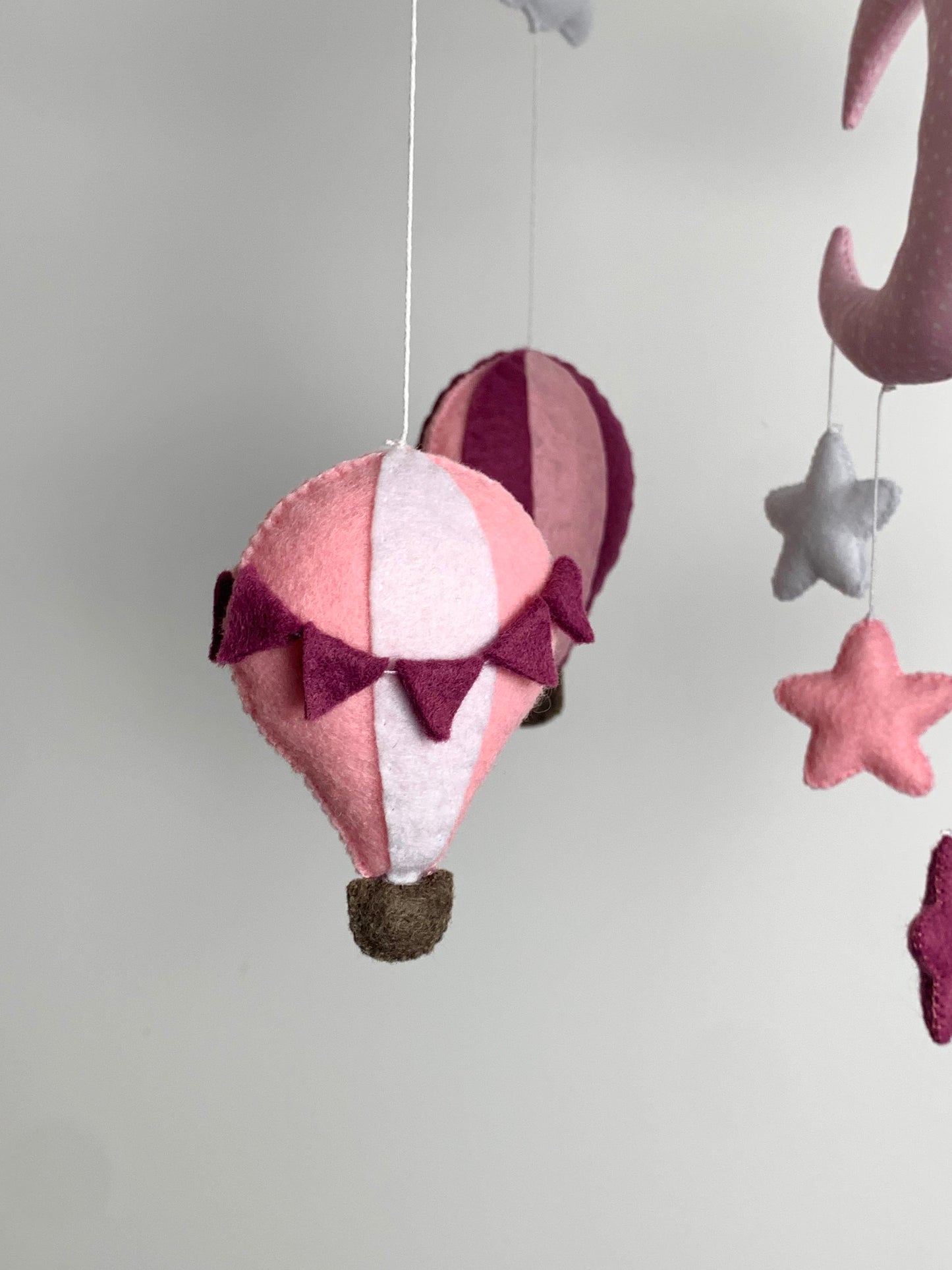Mobile bébé, montgolfières rose. Décoration chambre bébé fille