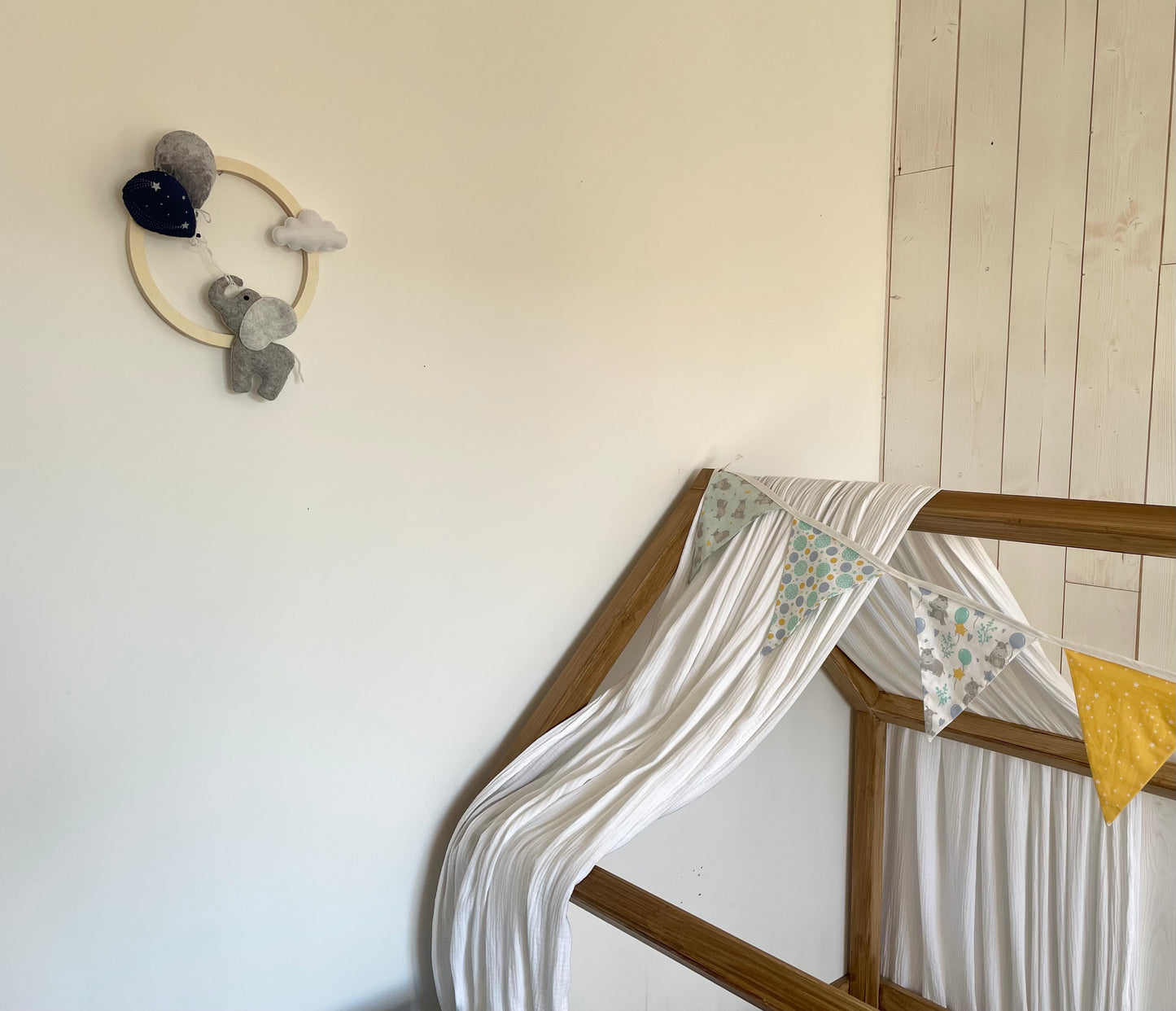 Couronne éléphant, ballons