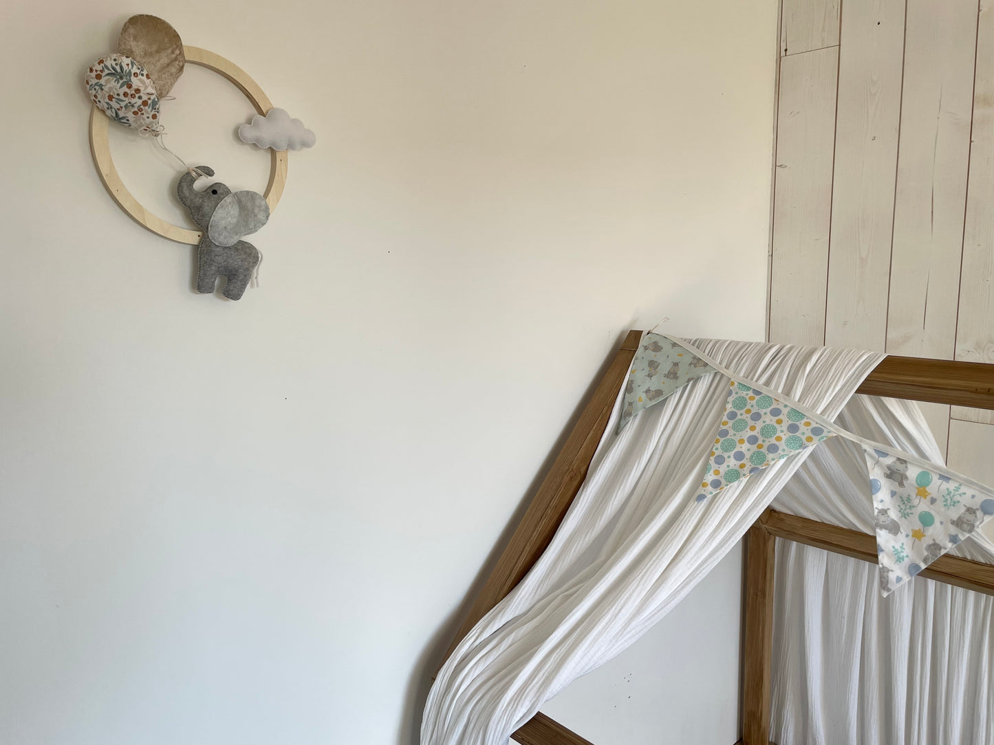 Couronne éléphant, ballons