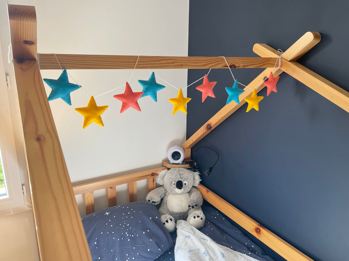 Guirlande à personnaliser. Cadeau de naissance