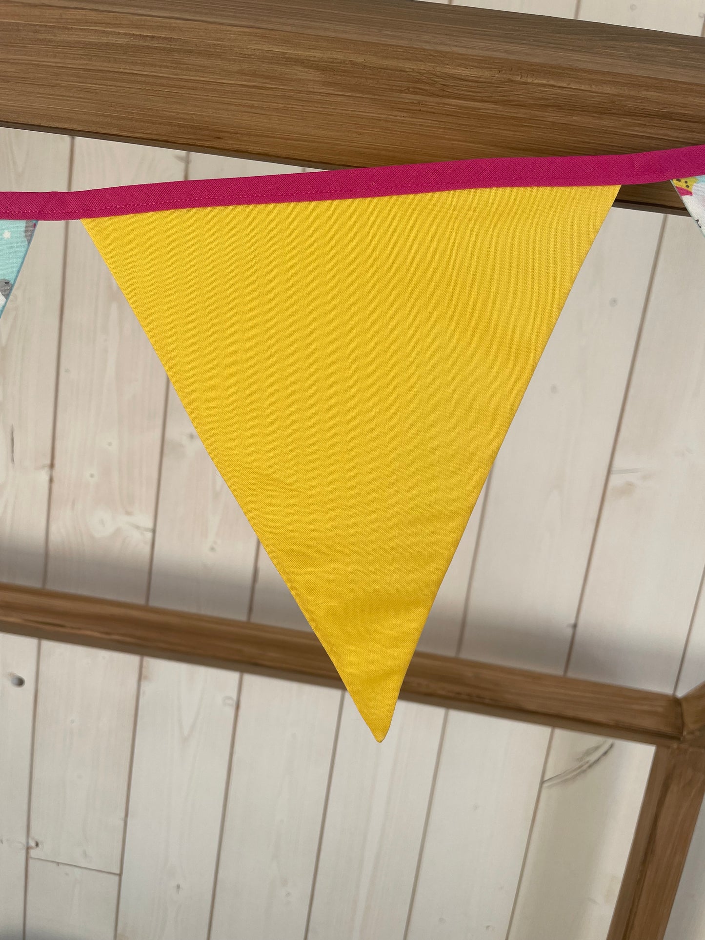 Guirlande de fanions. Licornes