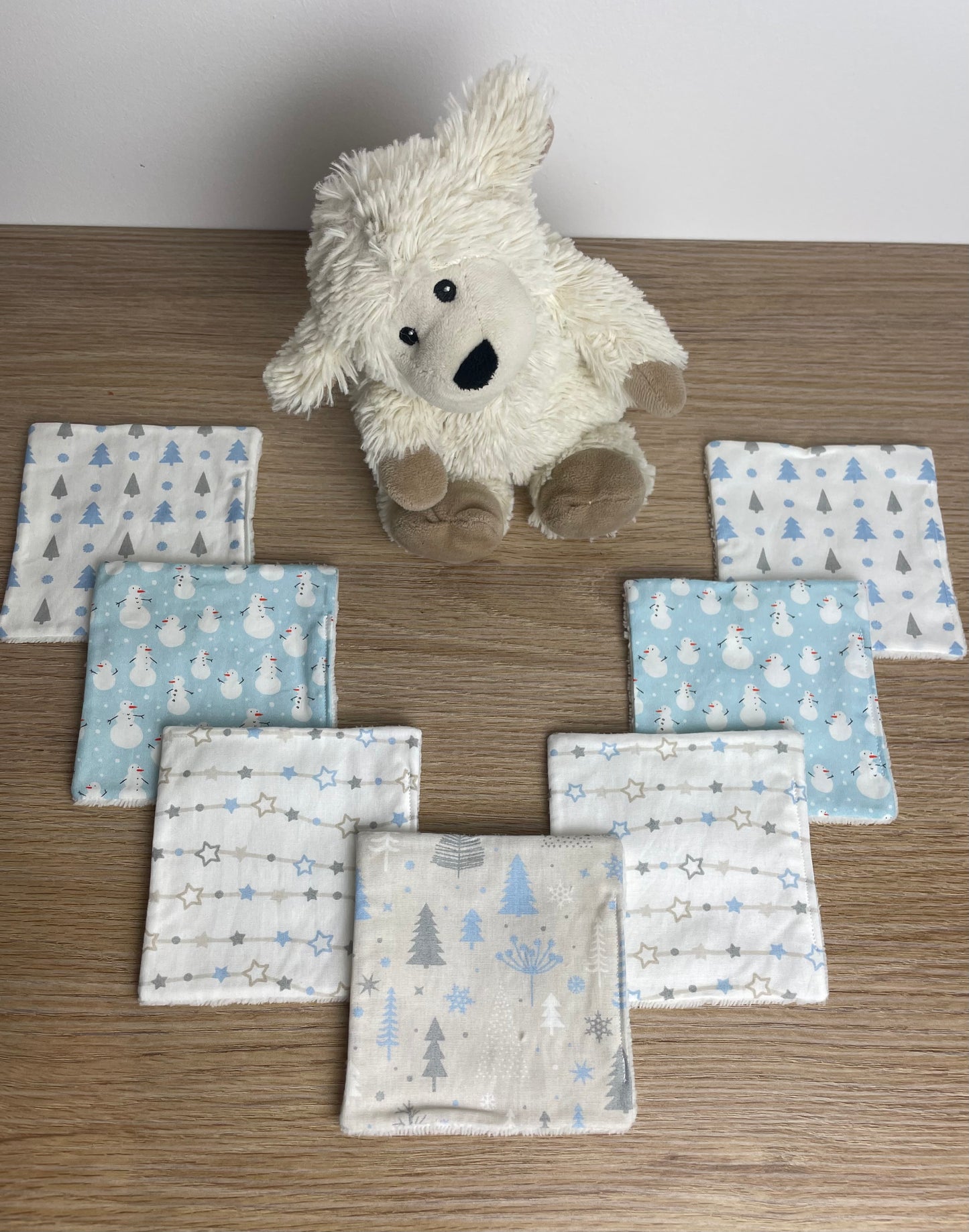 Lingettes bébé, semainier. Lingettes lavables