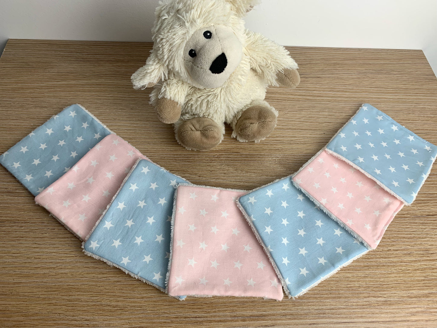Lingettes bébé, semainier. Lingettes lavables