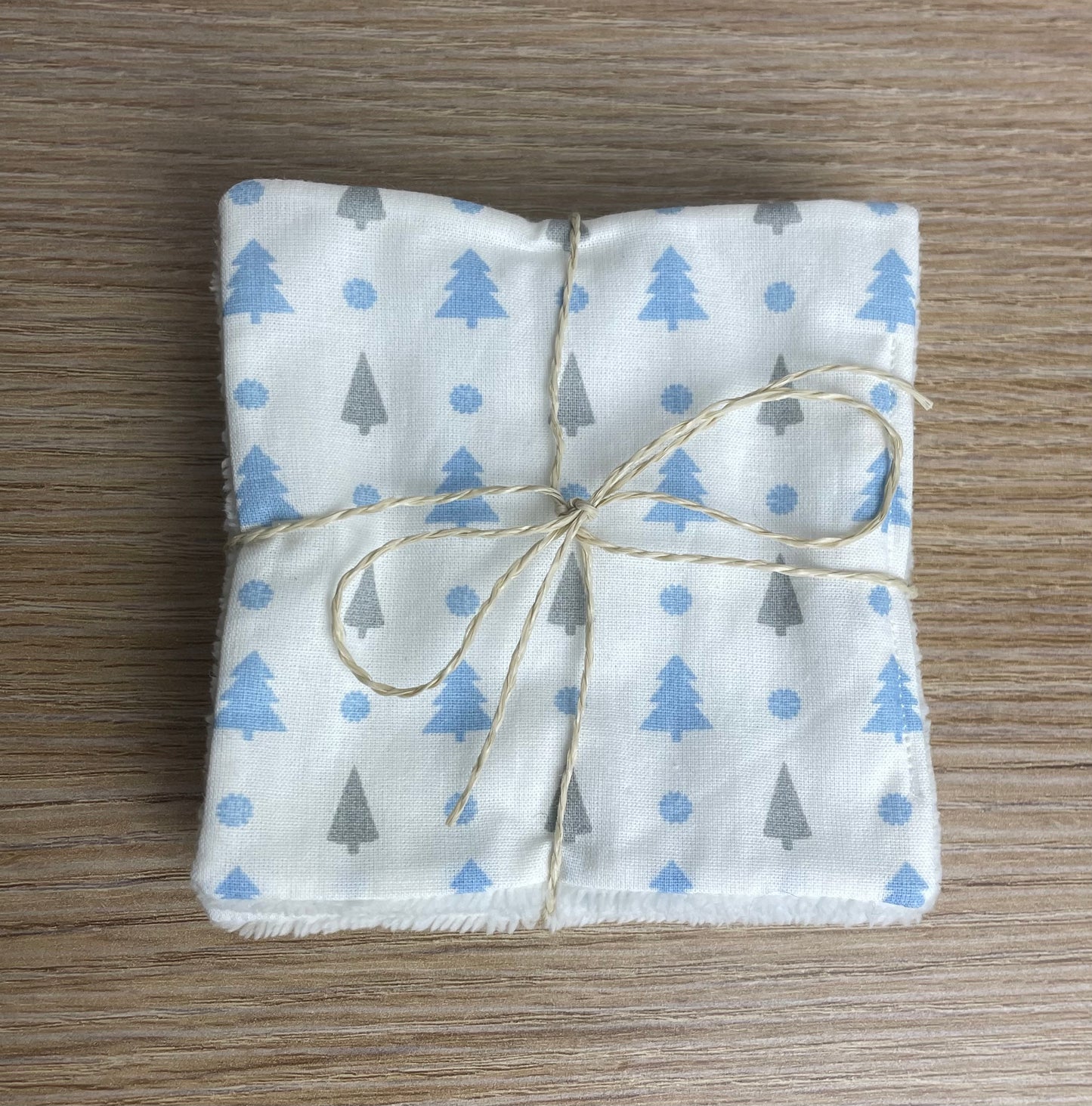 Lingettes bébé, semainier. Lingettes lavables