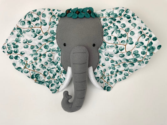 Trophée éléphant. Décoration murale en tissu