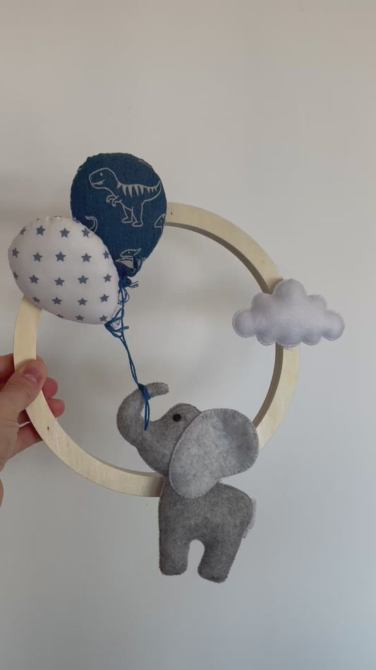 Couronne éléphant, ballons